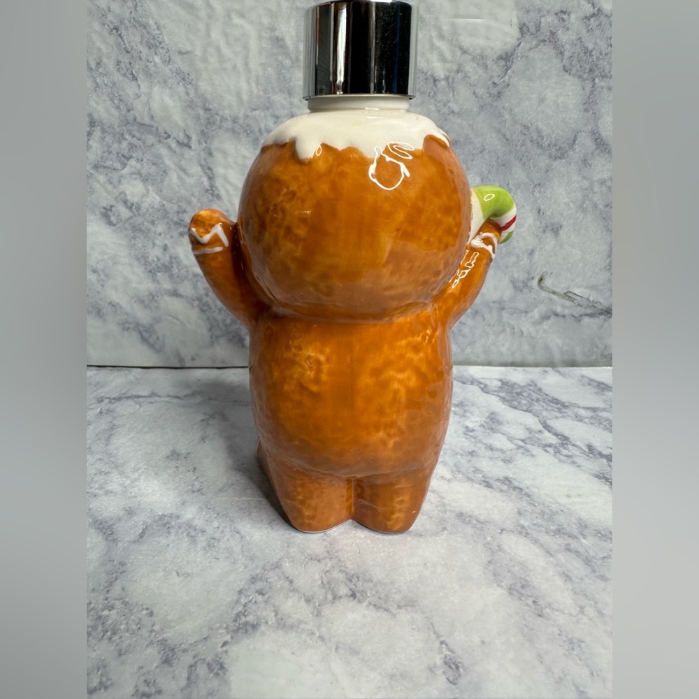 Gingerbread Man Soap Dispenser - Picture 3 of 3